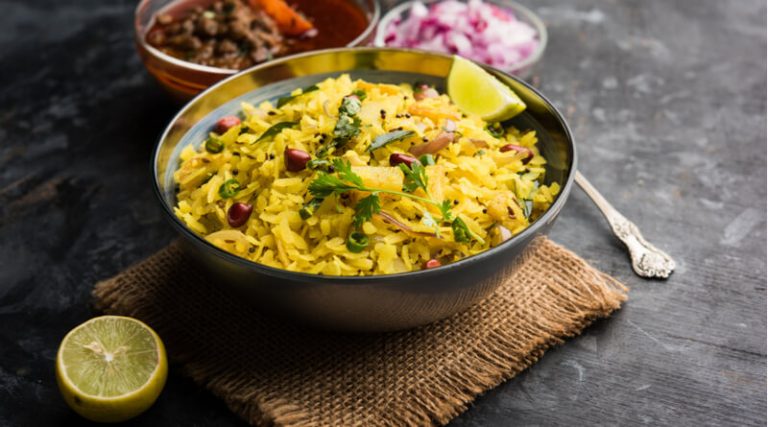 Can pregnant women eat poha? Here are some benefits and recipes – Vaya News