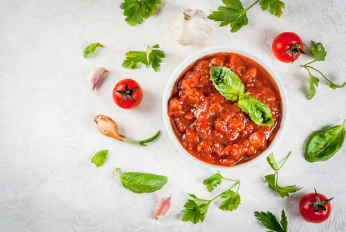 Tangy Tomato and Basil Pasta Sauce