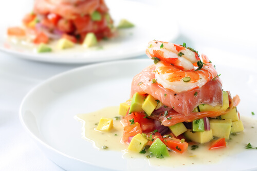 Poached Salmon with Prawns