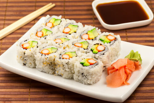 California Roll Recipe, How to make California Roll - Vaya.in