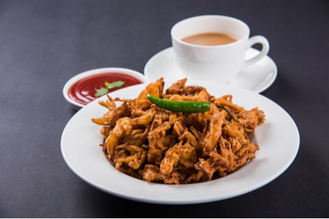 chai and pakoda