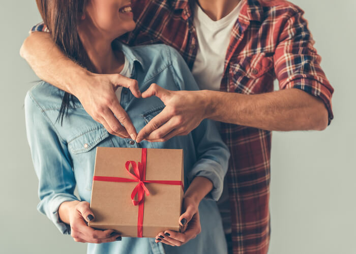 10 Best Gift Ideas for Her This Valentine’s Day
