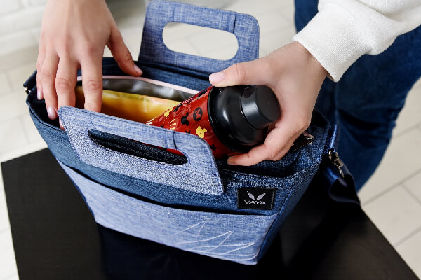 ESSENTIALS IN MY WORK BAG & WORK LUNCH BAG